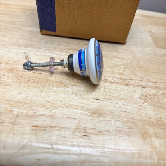 Indian Shelf Gold & Blue Ceramic Drawer Knobs – Spiral & Round – Set of 6 - Picture 5 of 7